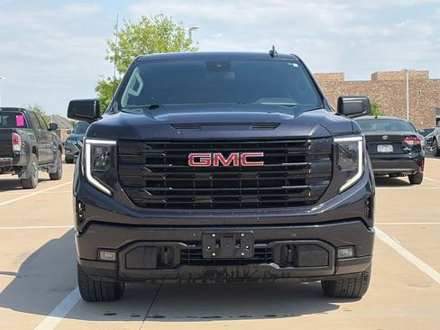 Used 2023 GMC Sierra 1500 Elevation image 2