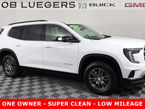Certified 2025 GMC Acadia Elevation image 2