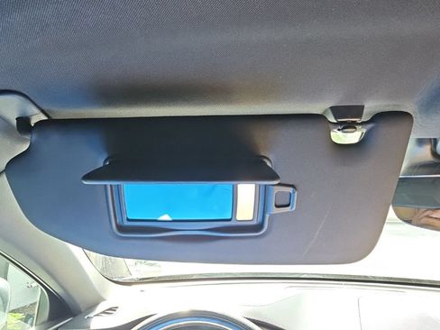Used 2018 Volvo XC60 T8 Inscription AWD/4WD image 24