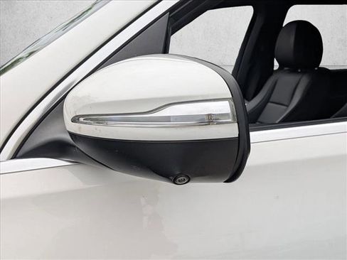 Used 2024 Mercedes-Benz GLS 450 4MATIC image 6