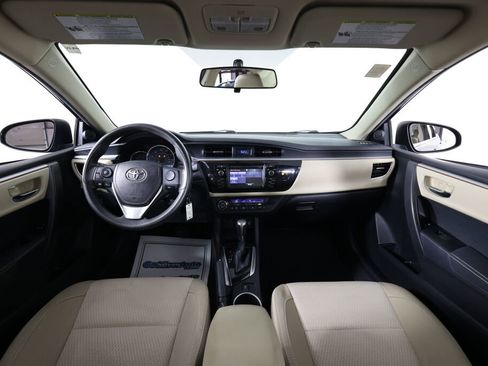 Used 2015 Toyota Corolla LE image 27