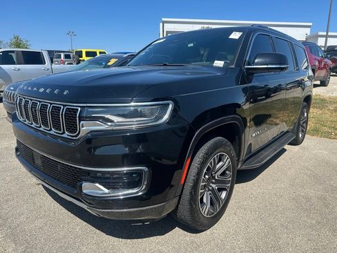 Used 2022 Jeep Wagoneer Series III w/ Convenience Group I AWD/4WD image 1