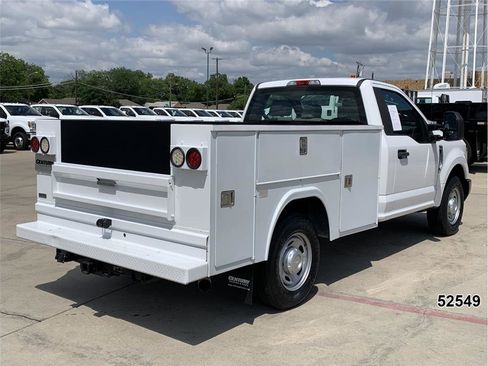 Used 2019 Ford F250 XL RWD image 2