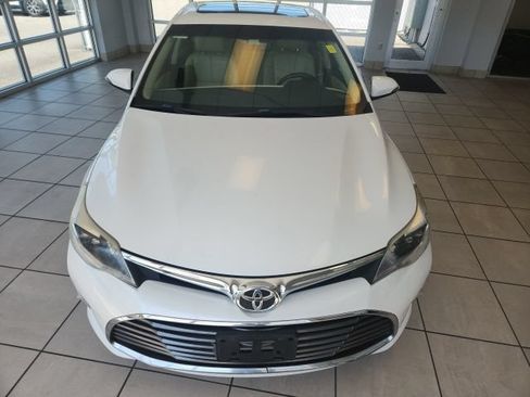 Used 2016 Toyota Avalon XLE Premium FWD image 3