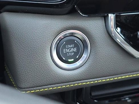 New 2026 Chevrolet Colorado ZR2 w/ Technology Package image 24