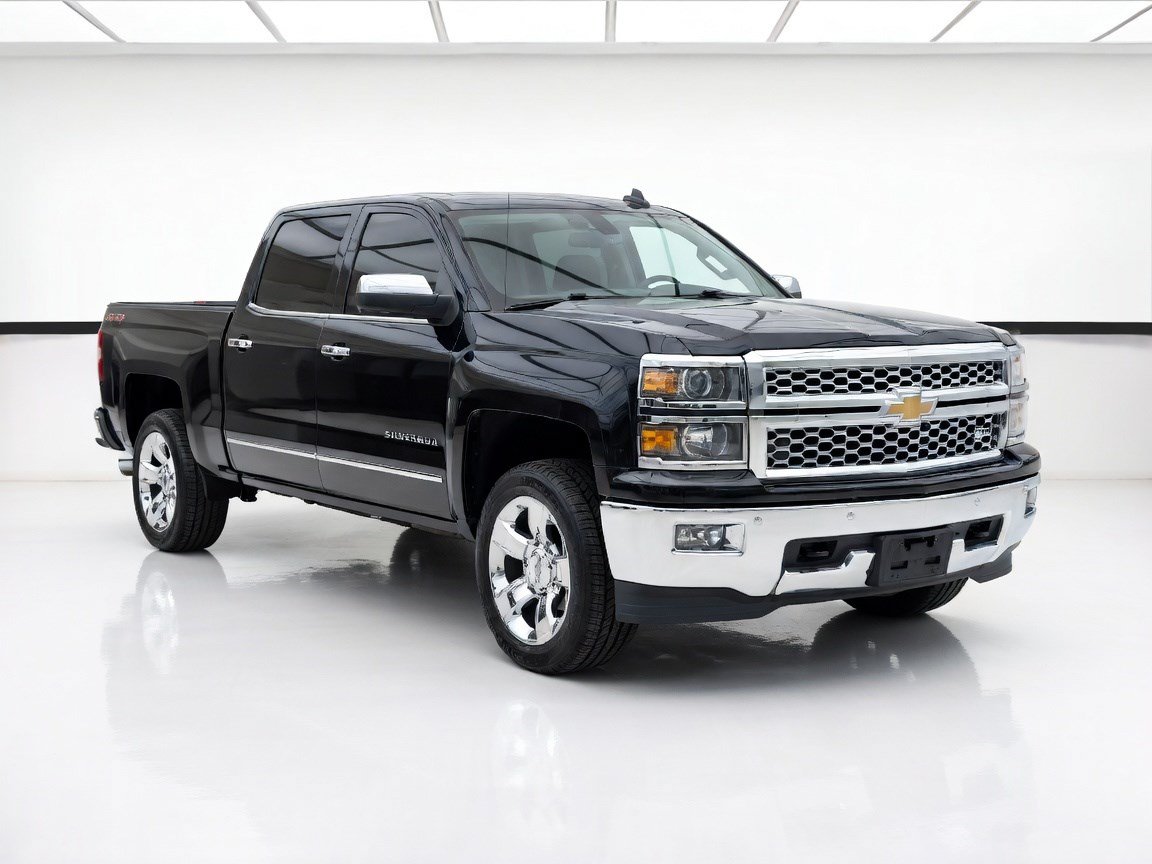 Used 2015 Chevrolet Silverado 1500 LTZ w/ Driver Alert Package AWD/4WD image 3