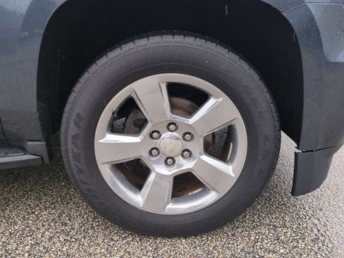 Certified 2019 Chevrolet Tahoe LT w/ Luxury Package RWD image 11