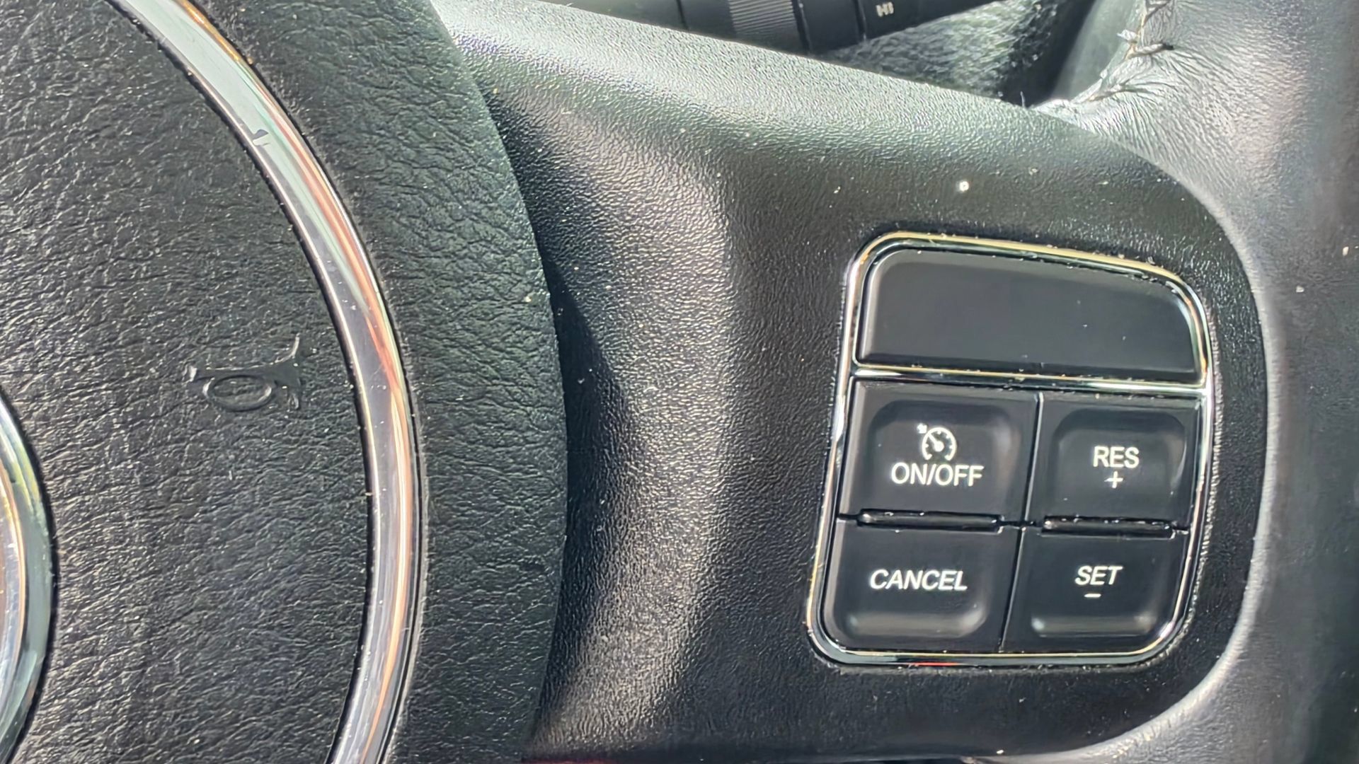 Used 2015 Jeep Wrangler Unlimited Sport w/ Quick Order Package 24S AWD/4WD image 17