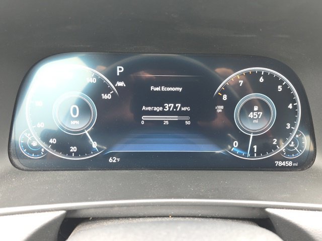 Used 2021 Hyundai Sonata Limited w/ Winter Weather Package FWD image 2