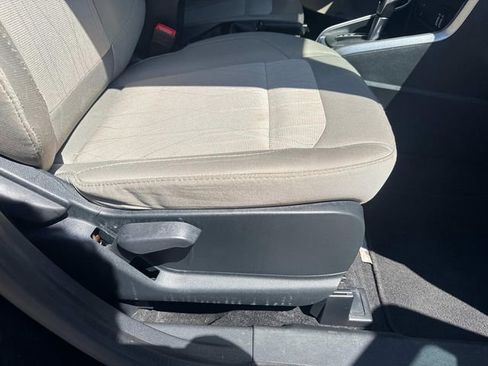 Used 2021 Ford EcoSport SE w/ SE Convenience Package FWD image 16