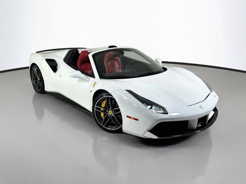 Used 2018 Ferrari 488 Spider RWD image 40