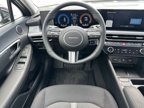 New 2025 Hyundai Sonata SEL image 12