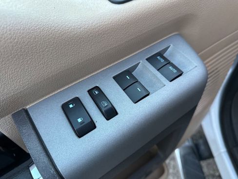 Used 2015 Ford F350 Lariat w/ Lariat Ultimate Package image 16