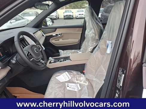 New 2026 Volvo XC90 B6 Plus w/ Protection Package Premier image 10