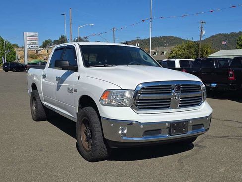 Used 2017 RAM 1500 Big Horn AWD/4WD image 4