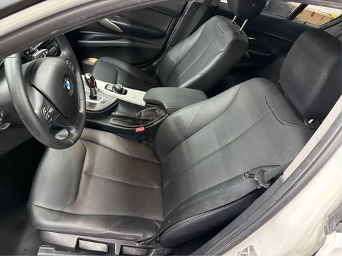 Used 2016 BMW 320i Sedan image 27