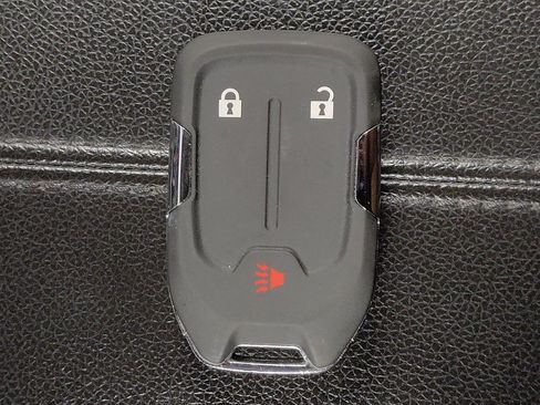 Used 2022 GMC Terrain SLT image 32