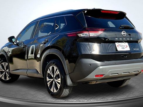 Used 2023 Nissan Rogue SV w/ SV Premium Package image 13