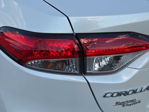 New 2026 Toyota Corolla LE FWD image 15