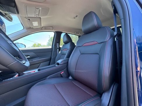 New 2025 Nissan Kicks SR w/ Interior Electronics Package FWD image 15