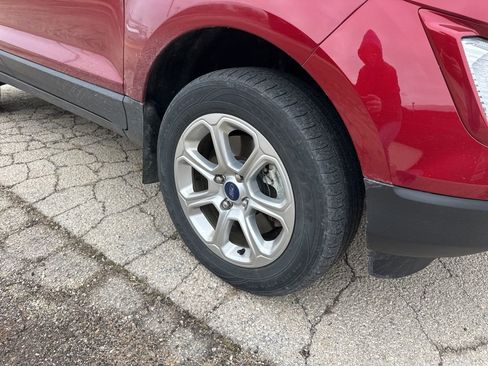 Used 2020 Ford EcoSport SE image 4