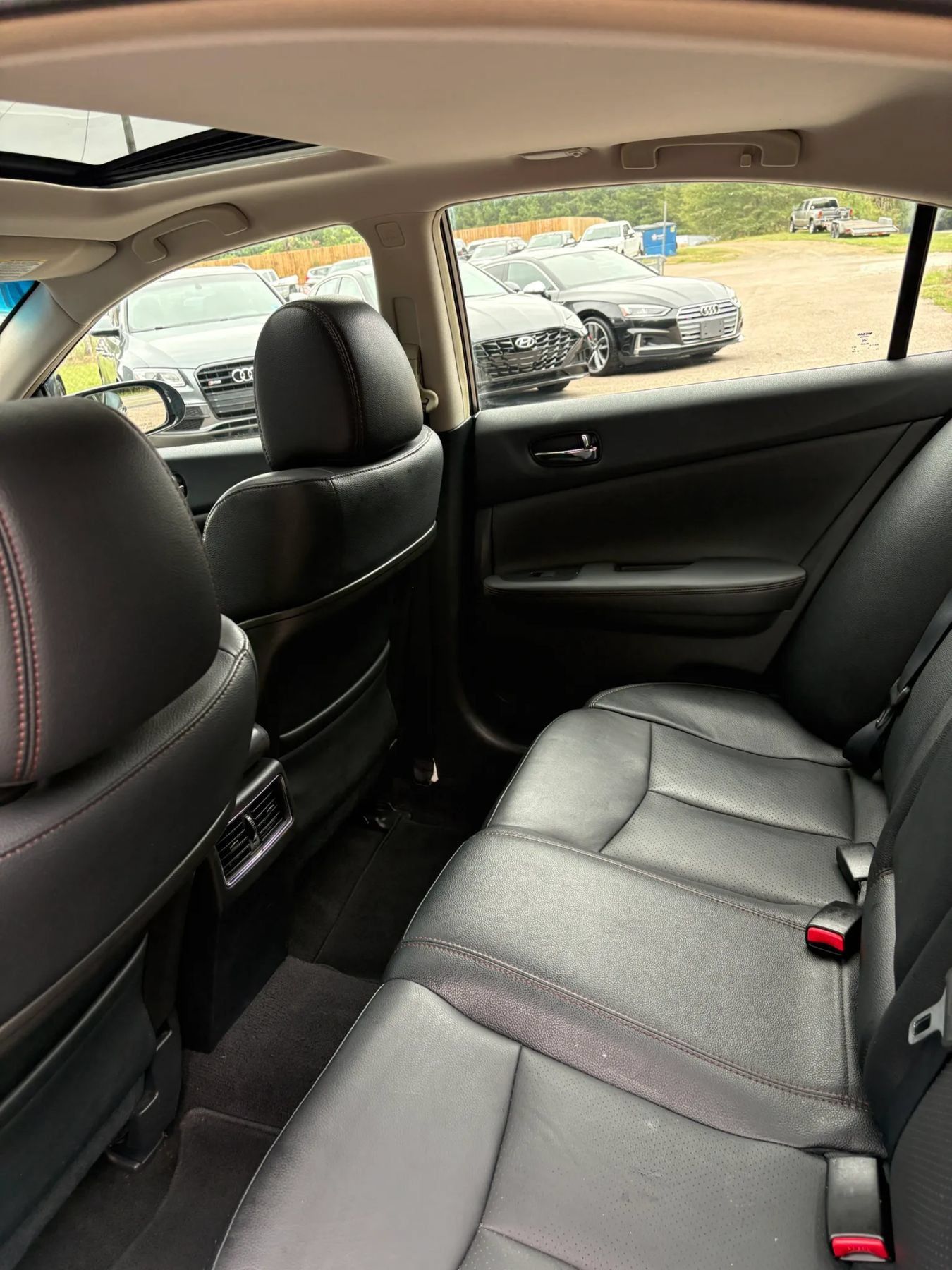 Used 2011 Nissan Maxima 3.5 SV w/ Monitor Pkg FWD image 29