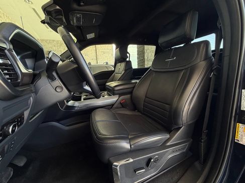 Used 2025 Ford F150 Platinum AWD/4WD image 6