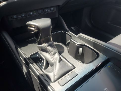 Certified 2024 Lexus ES 350 w/ Technology Package FWD image 30
