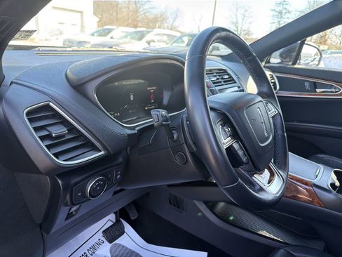 Used 2019 Lincoln Nautilus Select w/ Cargo Utility Package image 20