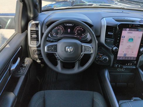 Used 2025 RAM 1500 Big Horn AWD/4WD image 16