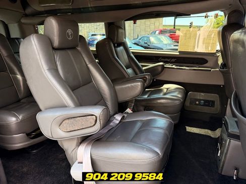 Used 2017 Ford Transit 150 148 Low Roof w/ Exterior Upgrade Package RWD image 32