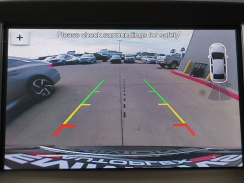 Used 2019 Ford Edge Titanium FWD image 20