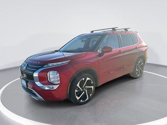 Used 2023 Mitsubishi Outlander SEL AWD/4WD video 1