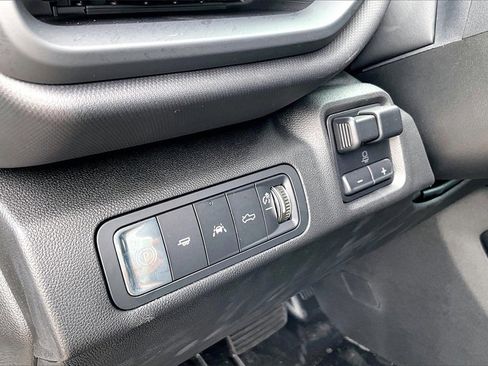 New 2024 GMC Sierra 3500 Pro w/ Fleet Convenience Package image 17