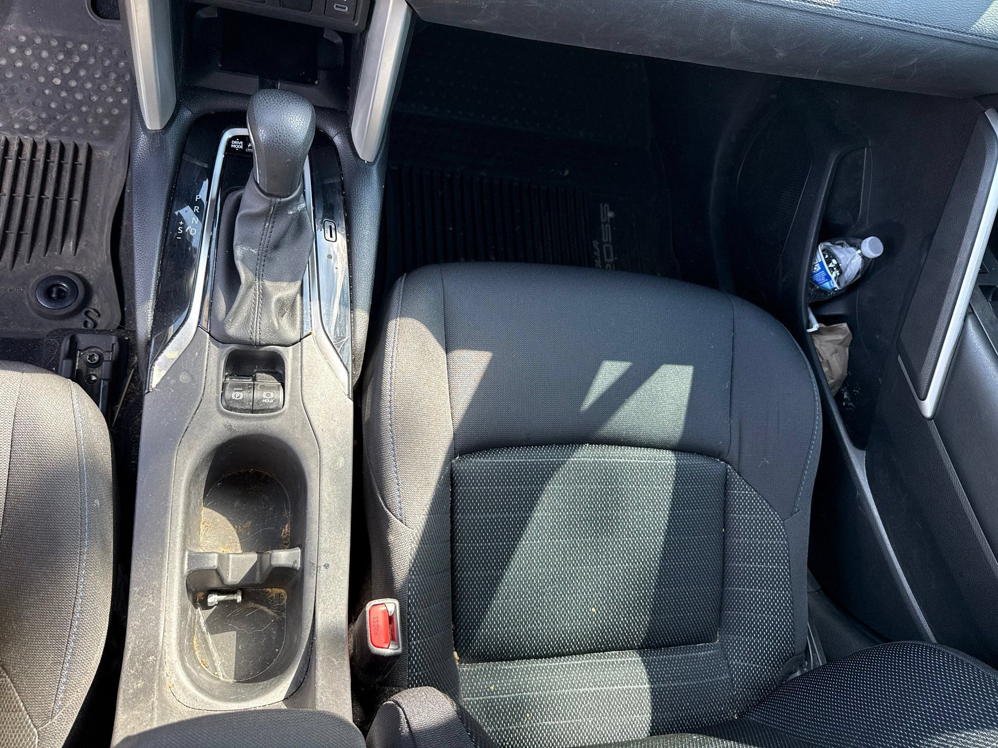 Used 2025 Toyota Corolla Cross AWD Hybrid image 19