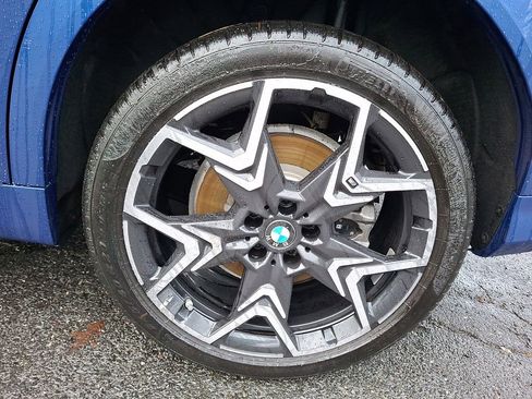 Used 2025 BMW X2 M35i w/ Premium Package image 8