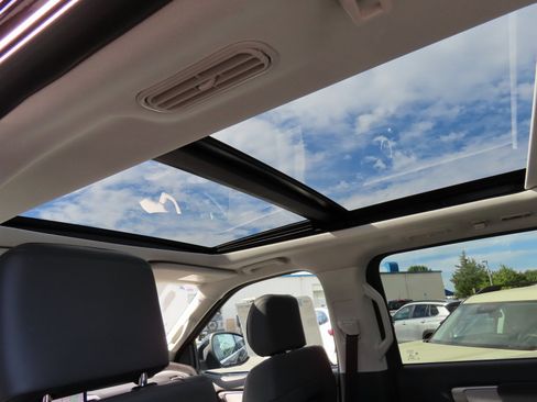 New 2025 Ford Expedition Active image 18