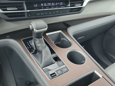 Certified 2021 Toyota Sienna XLE FWD image 15