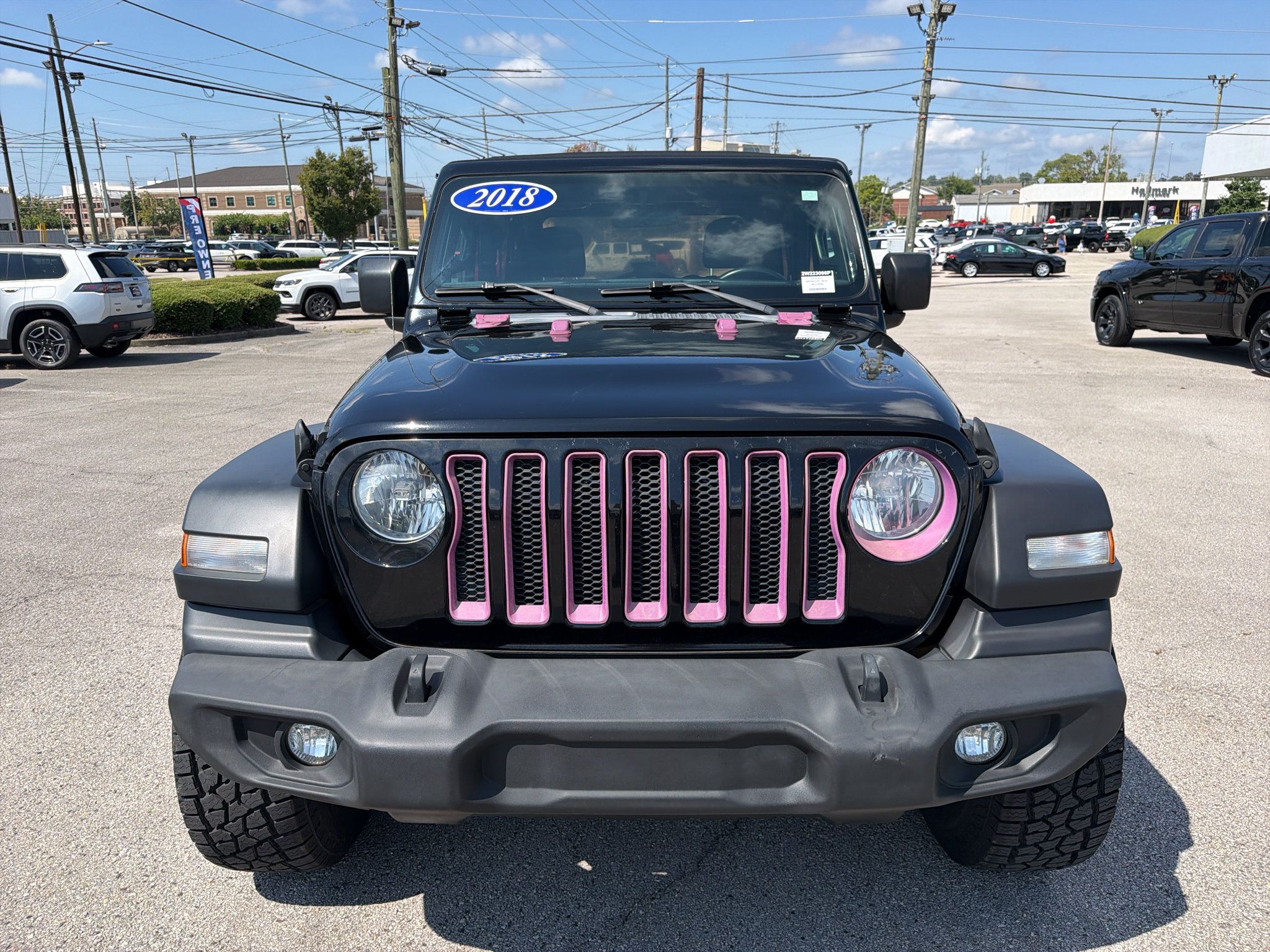 Used 2018 Jeep Wrangler Sport AWD/4WD image 3