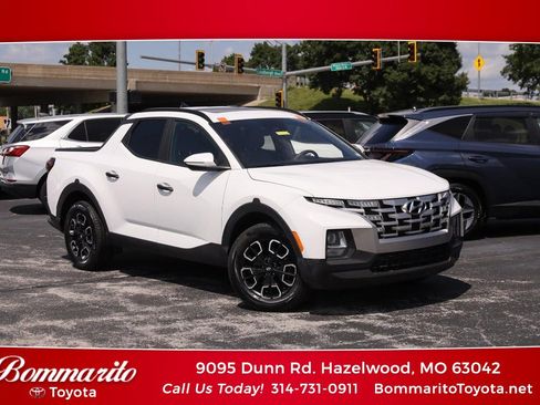 Used 2023 Hyundai Santa Cruz SEL w/ Activity Package AWD/4WD image 1