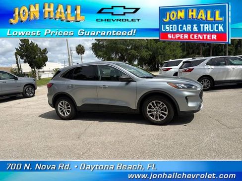 Used 2022 Ford Escape SE FWD image 15