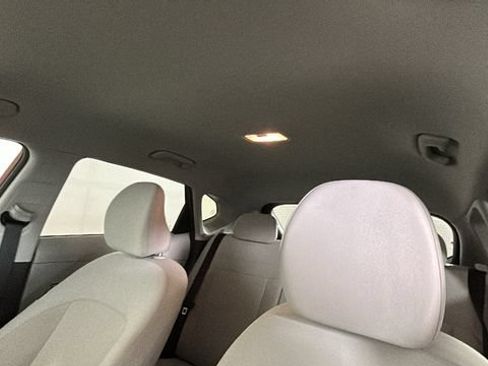 Used 2024 Hyundai Kona SEL FWD image 12