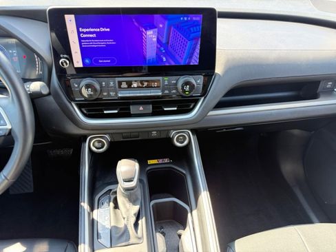 Certified 2025 Toyota Grand Highlander AWD image 11