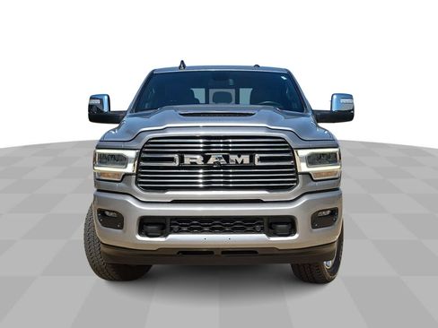 Used 2024 RAM 2500 Laramie w/ Sport Appearance Package AWD/4WD image 3