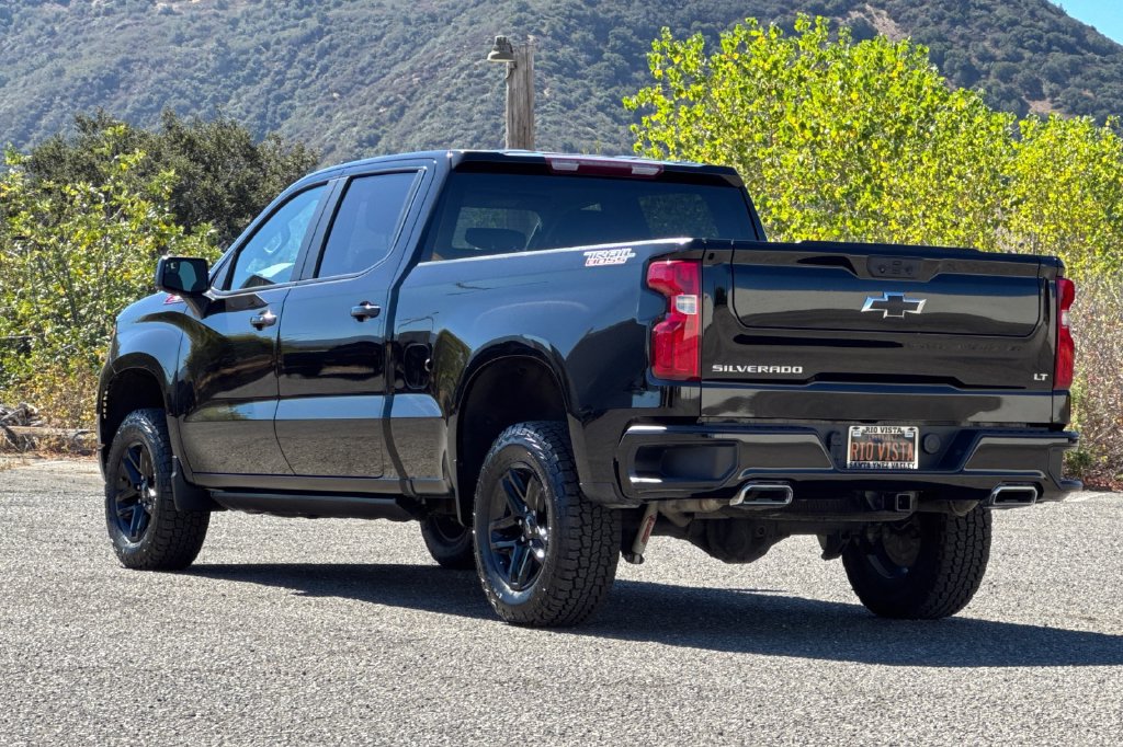 Used 2023 Chevrolet Silverado 1500 LT Trail Boss w/ Protection Package AWD/4WD image 6