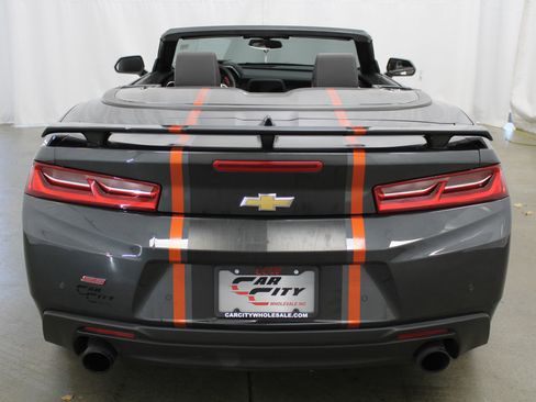 Used 2017 Chevrolet Camaro SS image 11