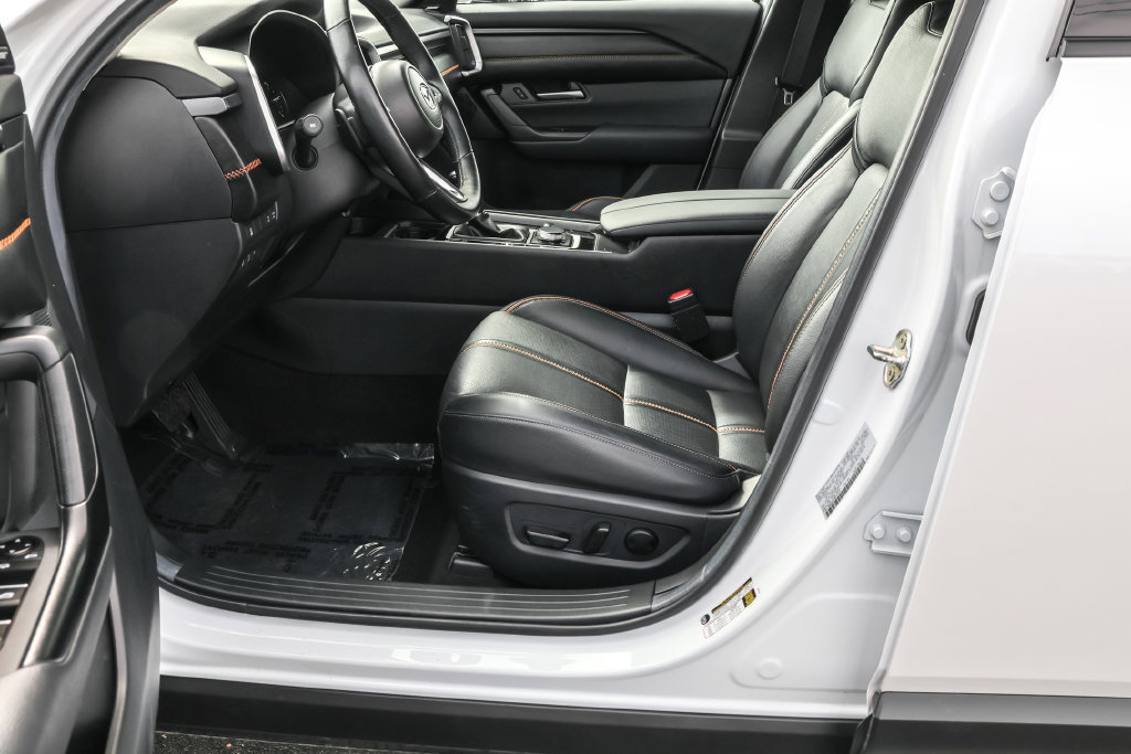 Used 2024 MAZDA CX-50 AWD 2.5 Turbo w/ Cargo Package image 18