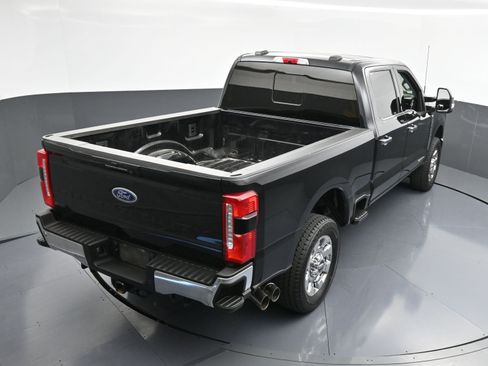 Used 2024 Ford F250 Lariat w/ Lariat Ultimate Package image 34