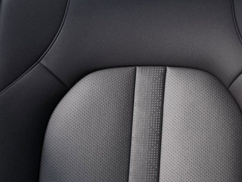 New 2025 Hyundai Sonata Limited image 17