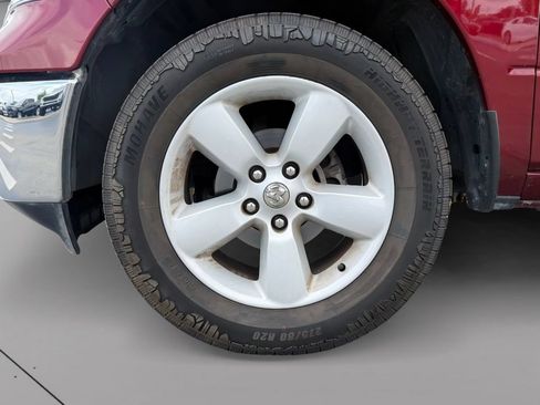 Used 2024 RAM 1500 Classic SLT AWD/4WD image 7
